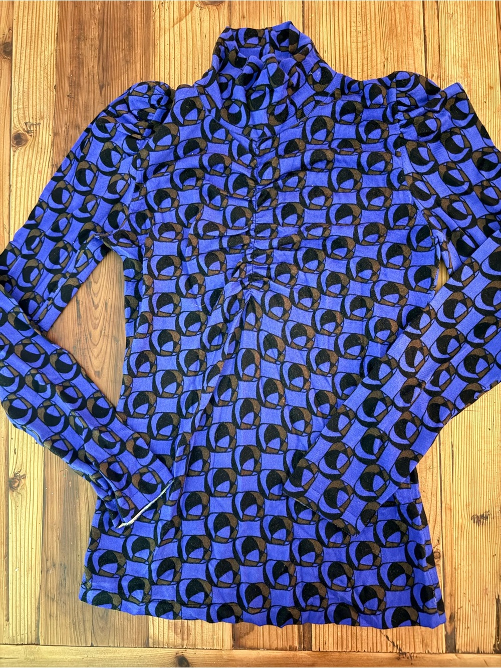 Diane Von Furstenberg Royal Blue and Black Abstract Print Top
